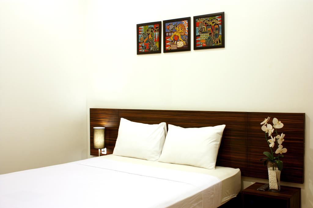 Grand Marto Hotel Yogyakarta Rum bild